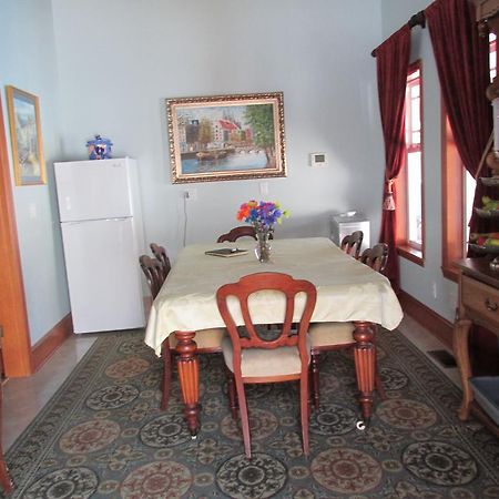 Mansion Inn Lake Stevens المظهر الخارجي الصورة
