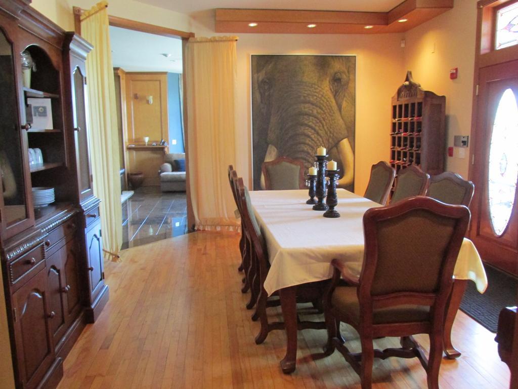 Mansion Inn Lake Stevens الغرفة الصورة