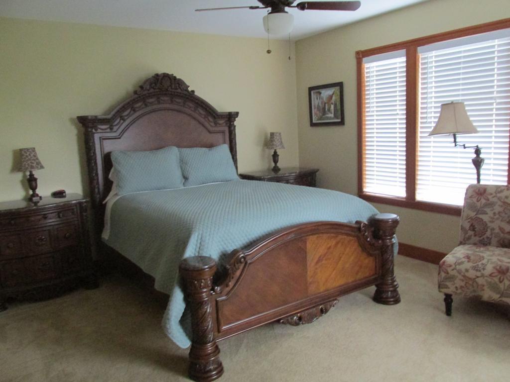 Mansion Inn Lake Stevens الغرفة الصورة