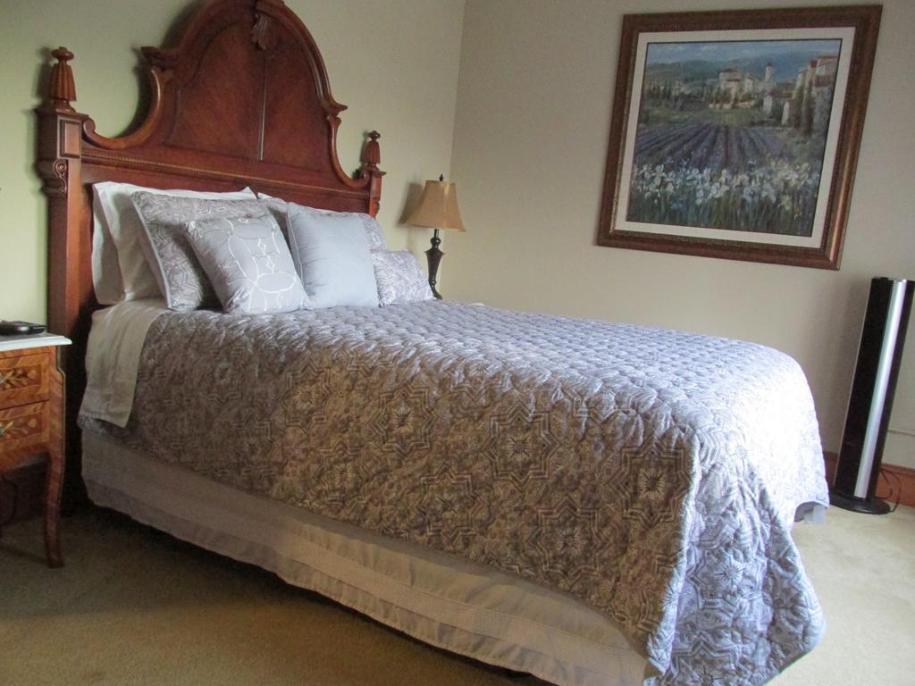 Mansion Inn Lake Stevens الغرفة الصورة